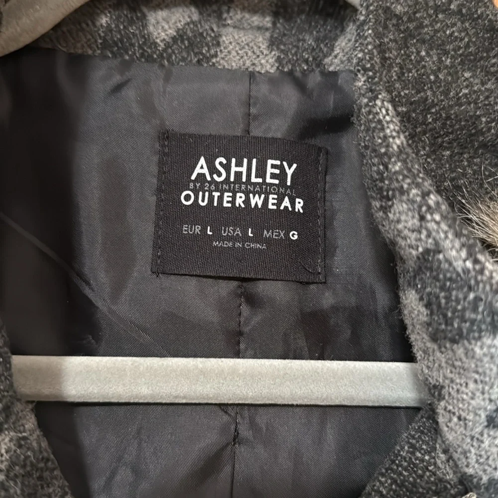 Jacket - Picture 2 of 3